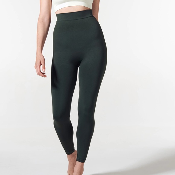 BLANQI Everyday Maternity Postpartum Leggings - Picture 4 of 8